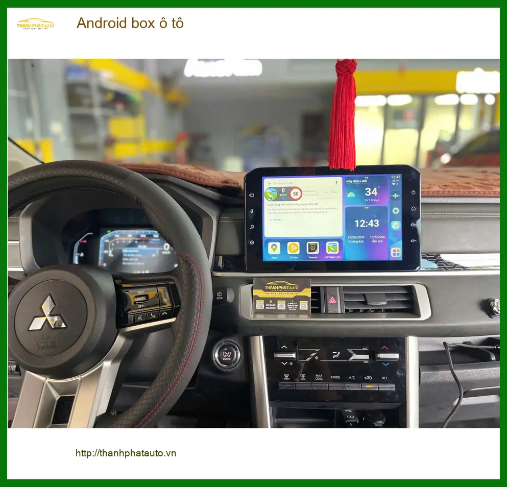 Anh Minh lắp Android box ô tô cho Mazda 3 tại Quận 5 để xem Youtube