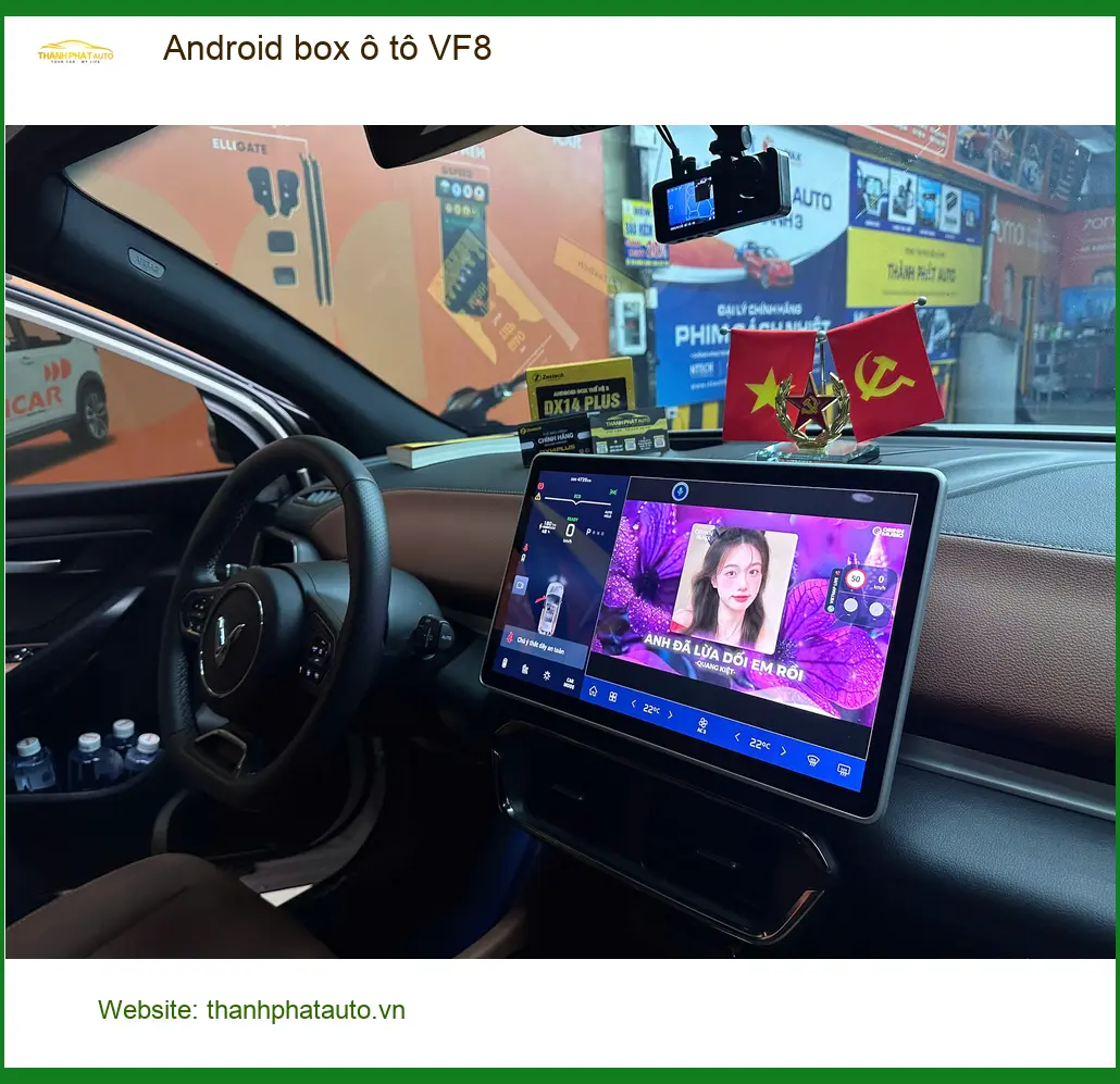 Chị Mai lắp Android box ô tô cho VF8 tại Gò Vấp để có giải trí đa dạng. ảnh thực tế 2