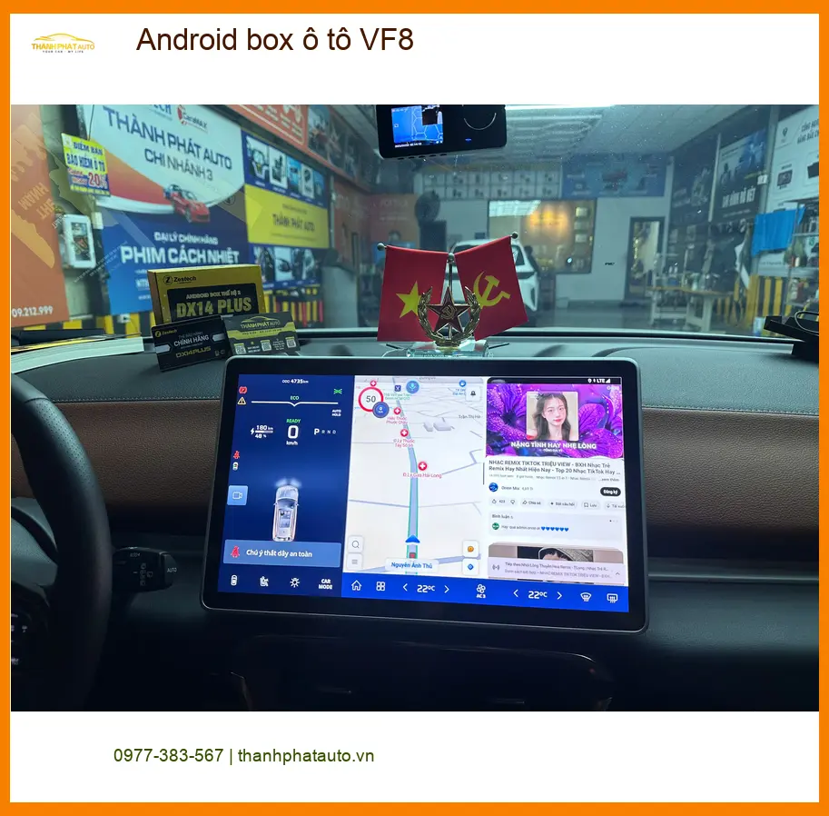 Chị Mai lắp Android box ô tô cho VF8 tại Gò Vấp để có giải trí đa dạng. ảnh thực tế 3