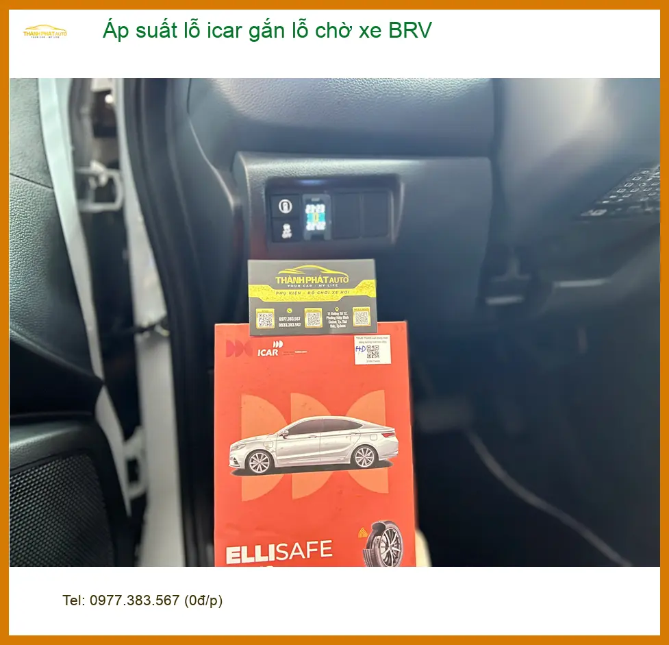 Anh Bình lắp áp suất lốp iCar gắn lỗ chờ xe BRV tại Gò Vấp để lái xe an toàn hơn ảnh thực tế 2