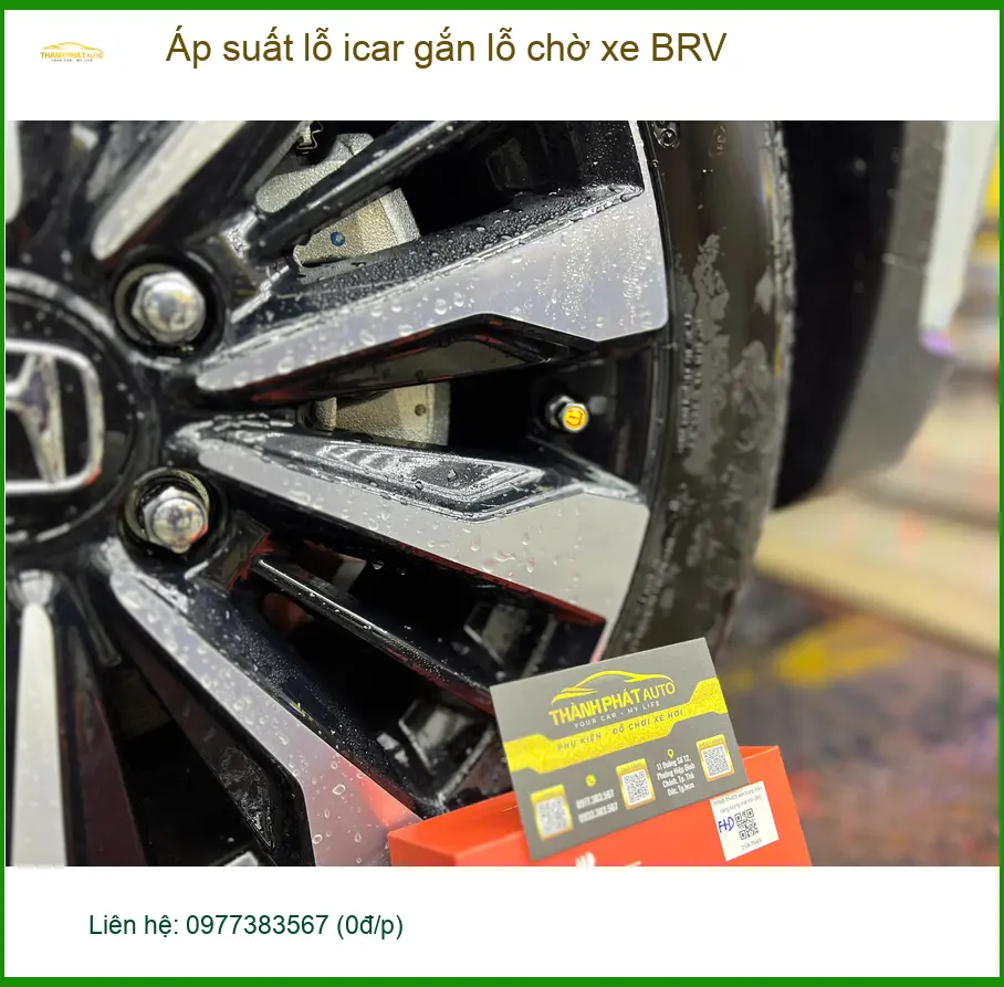 Anh Dũng lắp cảm biến áp suất lốp iCar gắn lỗ chờ xe BRV Quận 2 an toàn hơn