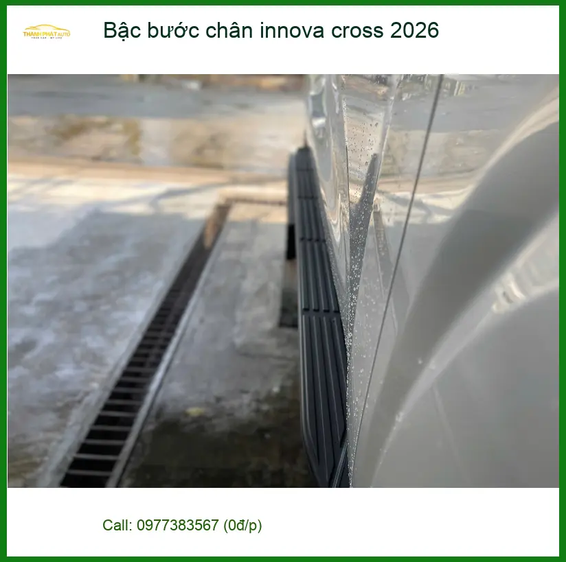 Anh Quang lắp bậc bước chân Innova Cross 2026 Quận Thủ Đức giá tốt