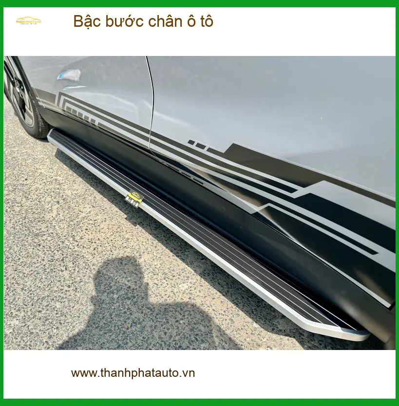Anh Nhật lắp bậc bước chân ô tô Honda CRV tại Quận 8 cho gia đình ảnh thực tế 2