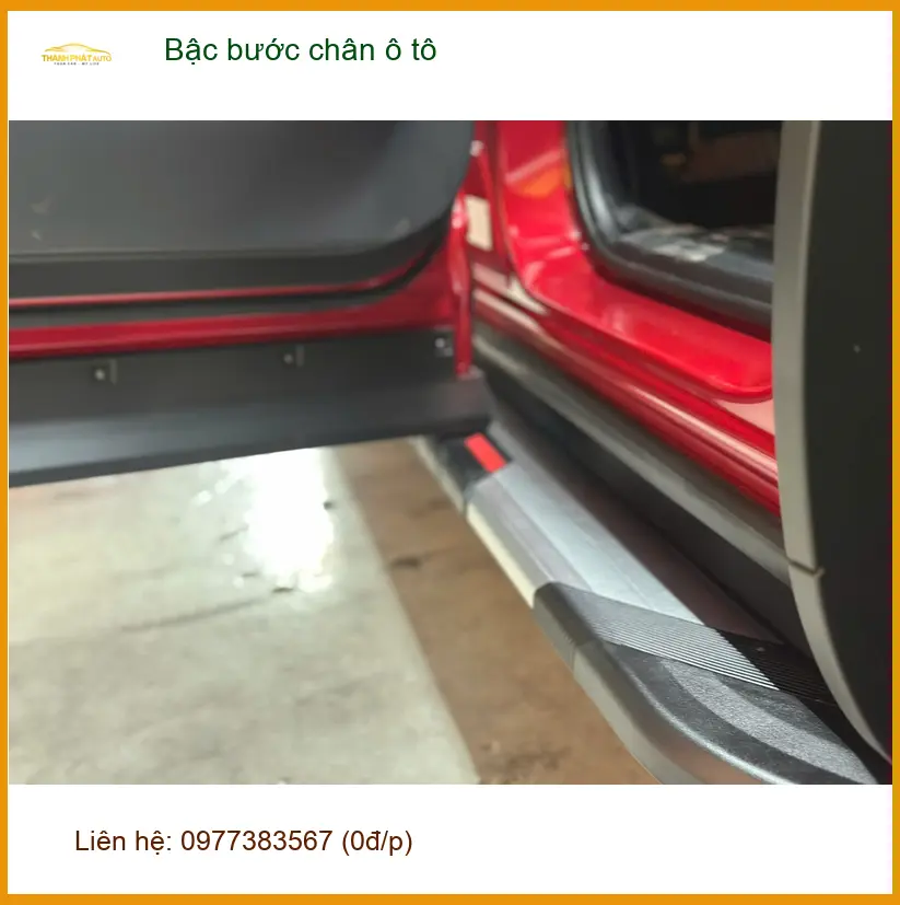 Chị Thu lắp bậc bước chân ô tô cho Mazda CX-5 tại Thủ Đức giúp xe cứng cáp
