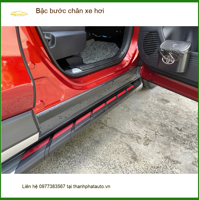 Anh Tín lắp bậc bước chân xe hơi cho Ford Ranger tại Bình Tân
