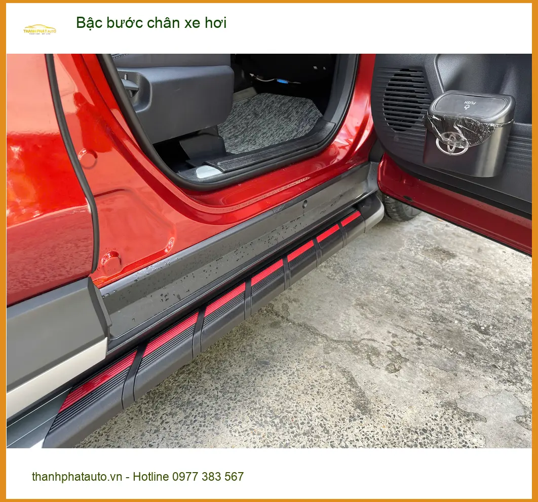 Chị Thảo lắp bậc bước chân xe hơi Kia Sorento tại Quận 1 cho xe thêm an toàn ảnh thực tế 5