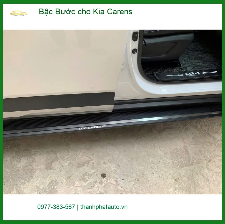 Anh Trọng lắp bậc bước cho Kia Carens tại Cần Giờ, giúp gia đình lên xuống tiện lợi ảnh thực tế 2