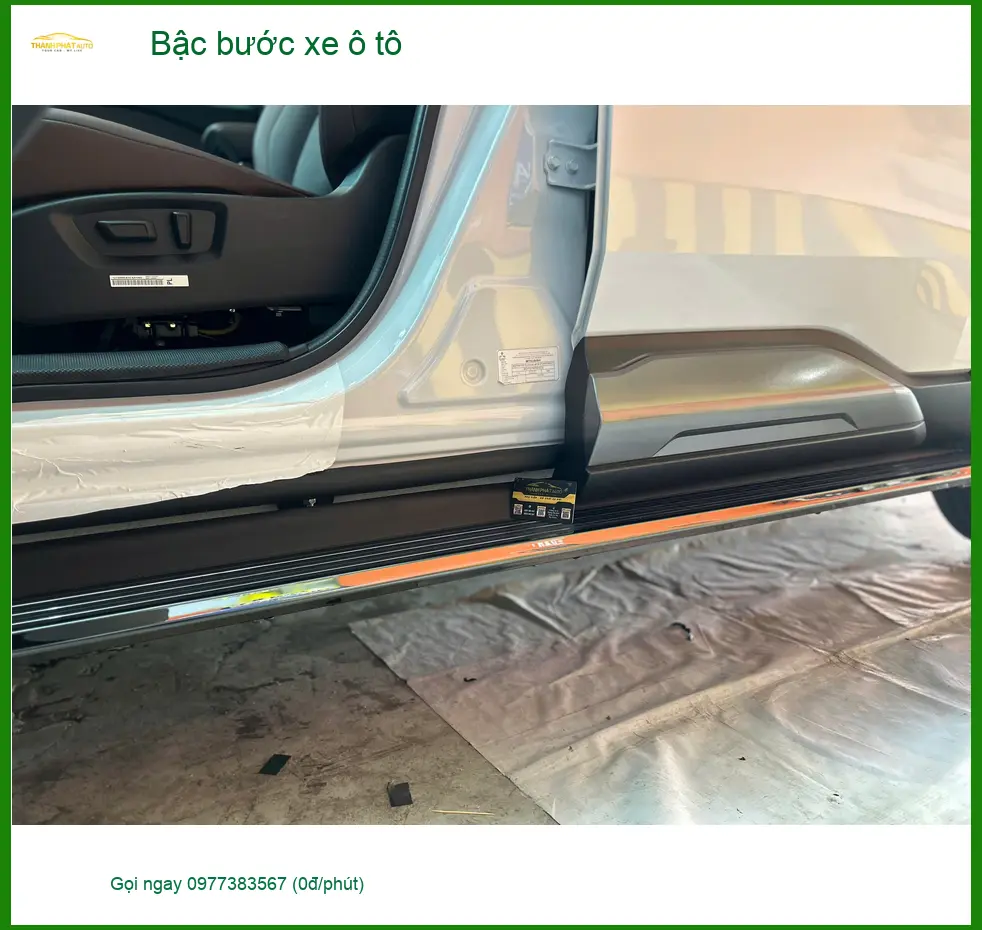 Cô Yến lắp bậc bước xe ô tô Kia Carnival tại Quận 9 cho gia đình ảnh thực tế 2