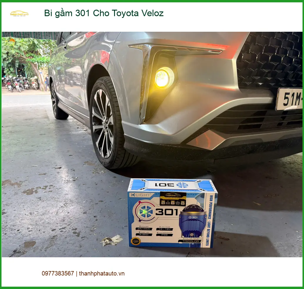 Anh Tùng độ Bi gầm 301 cho Toyota Veloz tại Gò Vấp vì đèn zin yếu khi đi đêm ảnh thực tế 2