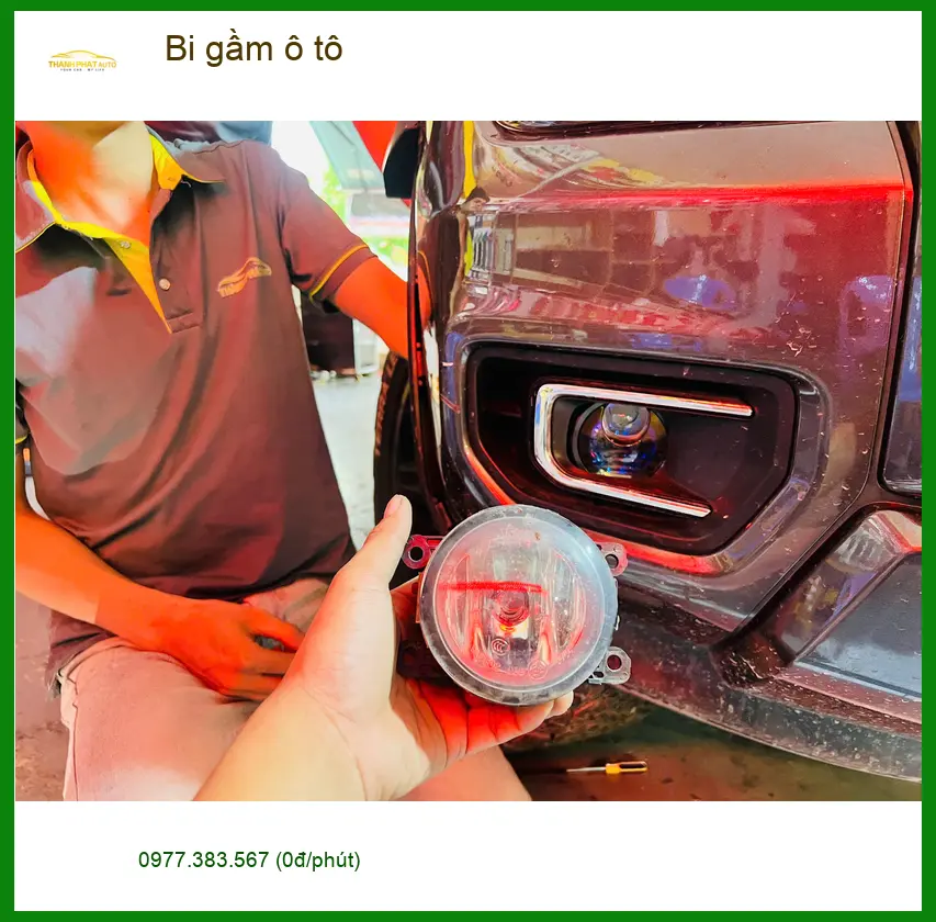 Anh Thành lắp bi gầm ô tô cho Toyota Vios ở Phú Nhuận vì đèn zin yếu