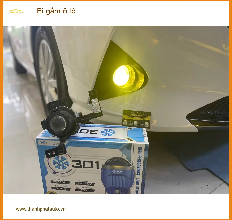 Anh Khang độ bi gầm ô tô chính hãng cho Honda CR-V tại Quận 1 vì đèn zin mờ ảnh thực tế 2