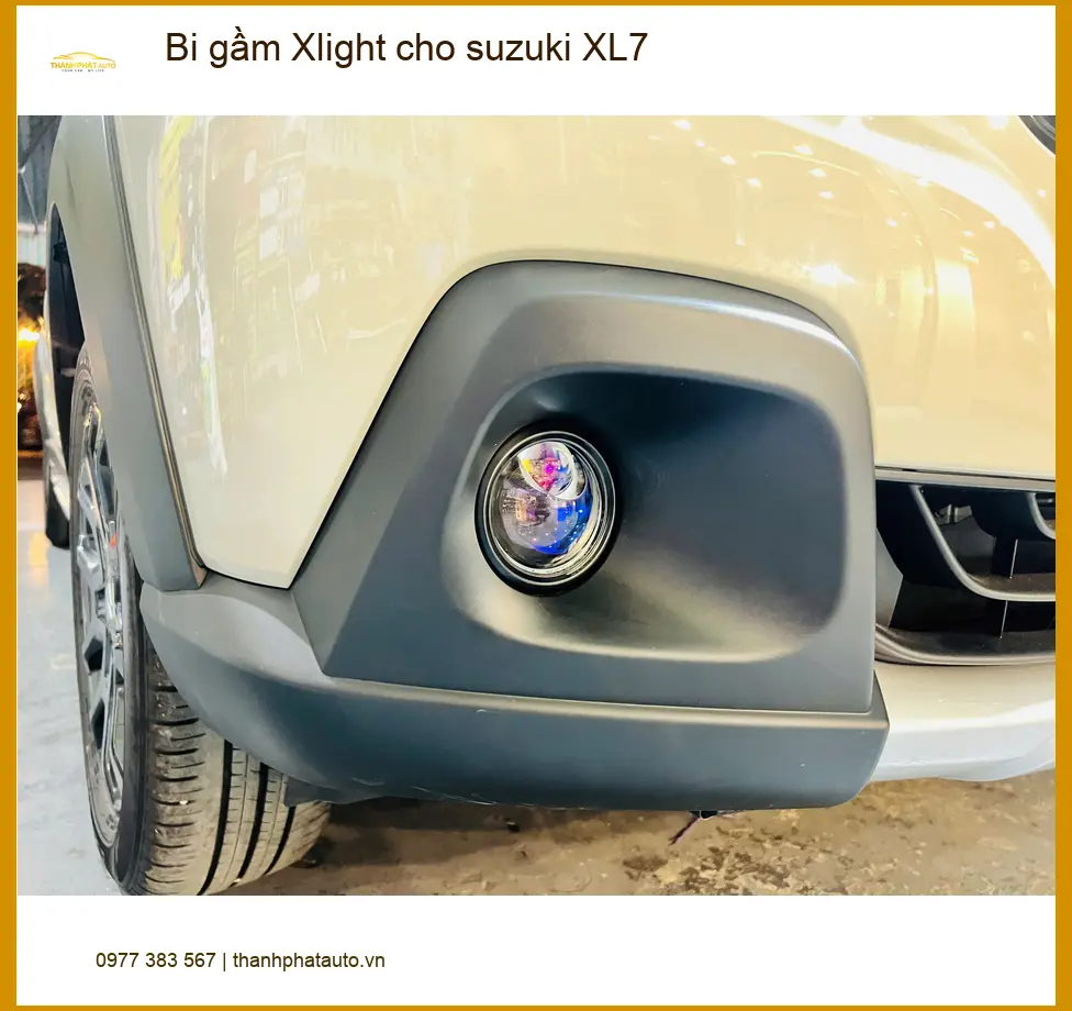 Chị Thảo lắp bi gầm Xlight cho Suzuki XL7 tại Quận 9 để tăng cường tầm nhìn ban đêm ảnh thực tế 2