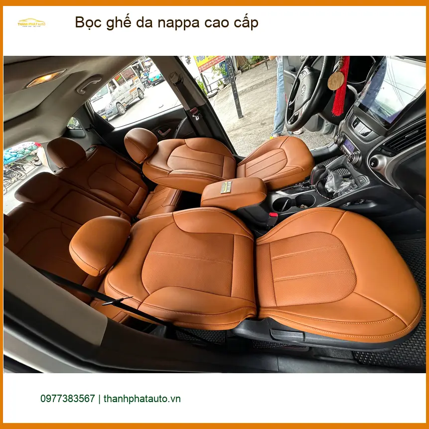 Chị Mai Phương bọc ghế da nappa cho Honda CR-V tại Quận 12 vì ghế cũ đã sờn ảnh thực tế 2