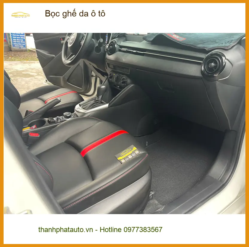 Anh Trung bọc ghế da ô tô cho Suzuki Swift tại Quận 1 vì ghế zin đã bạc màu ảnh thực tế 5