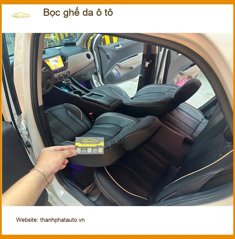 Anh Tấn bọc ghế da ô tô Hyundai Accent tại Thủ Đức để nội thất sang trọng hơn ảnh thực tế 2