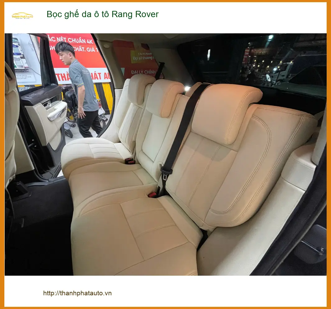 Anh Minh bọc ghế da ô tô Rang Rover tại Quận 3 để nội thất sang trọng, dễ vệ sinh ảnh thực tế 2