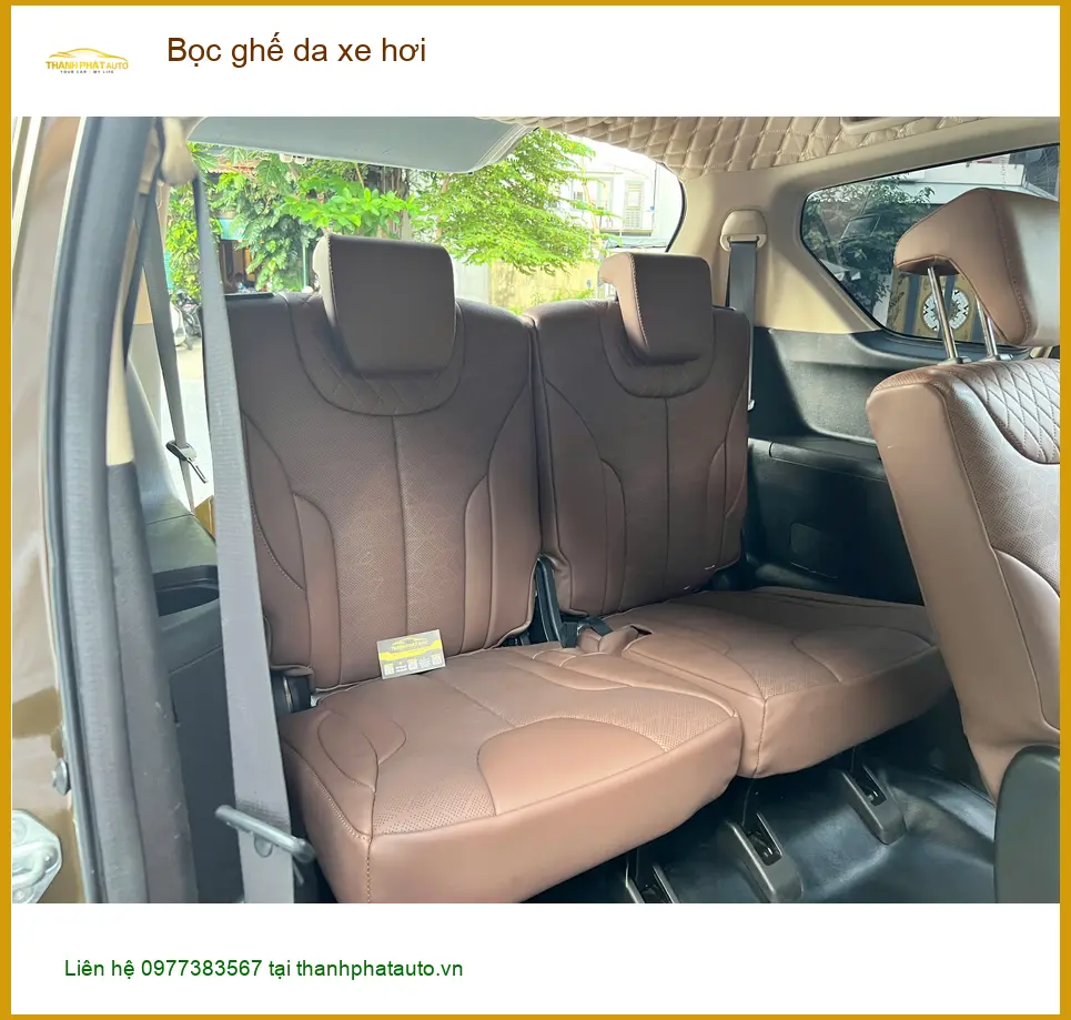 Chị Thảo bọc ghế da xe hơi Toyota Camry Quận 10 để nội thất mới mẻ, dễ vệ sinh ảnh thực tế 5