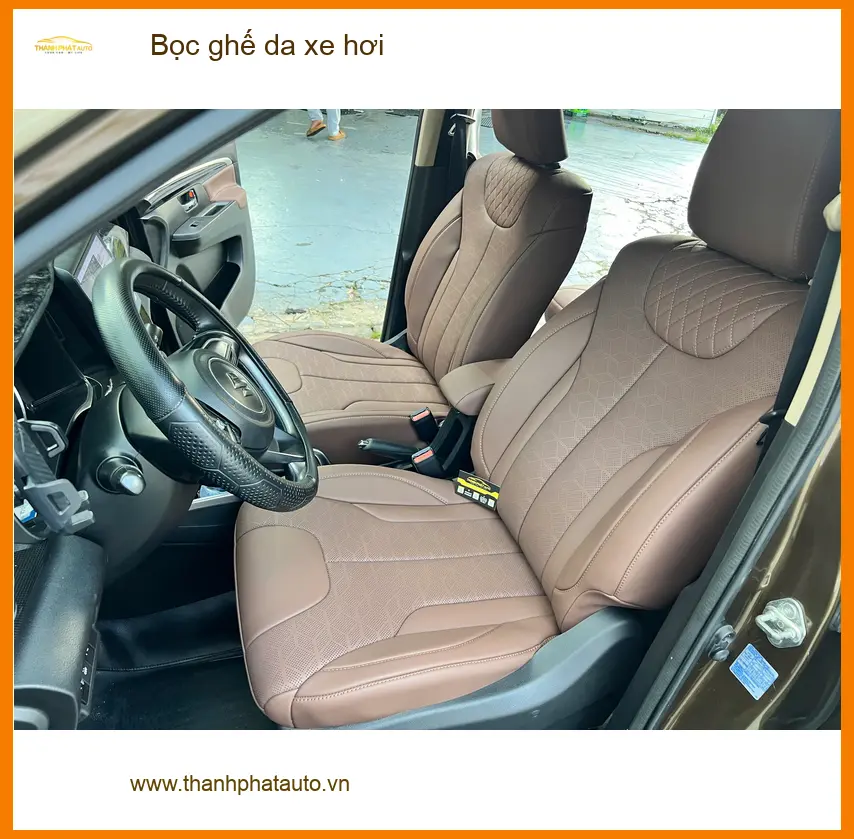 Chị Thảo bọc ghế da Hyundai Accent tại Quận 9 để nội thất xe luôn mới đẹp