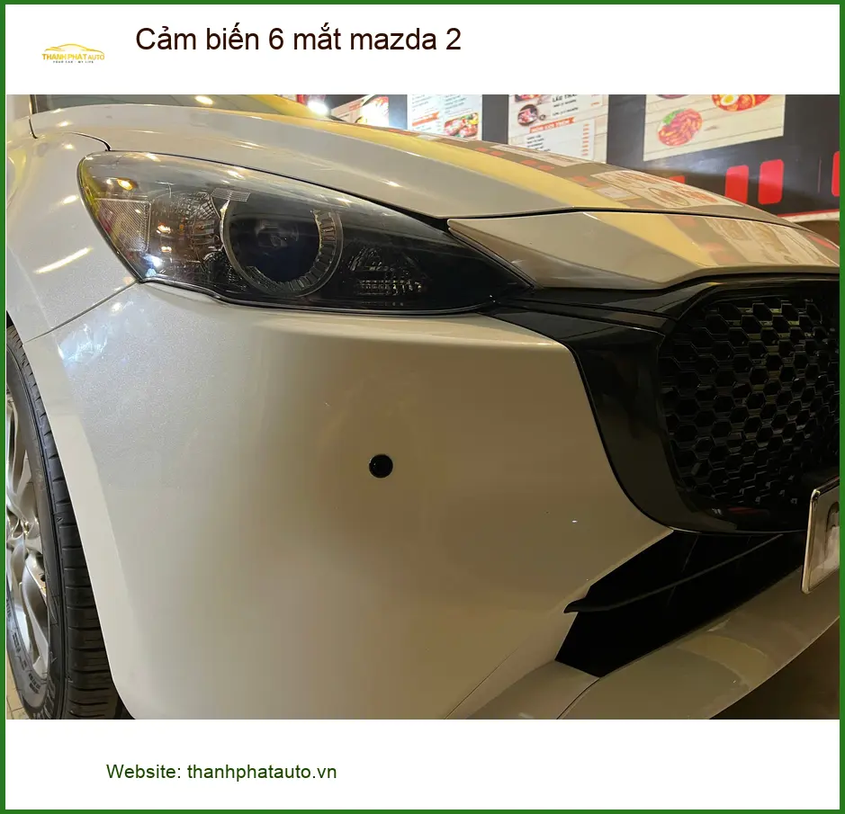 Anh Minh lắp cảm biến 6 mắt Mazda 2 tại Quận 5 để đỗ xe an toàn hơn ảnh thực tế 2