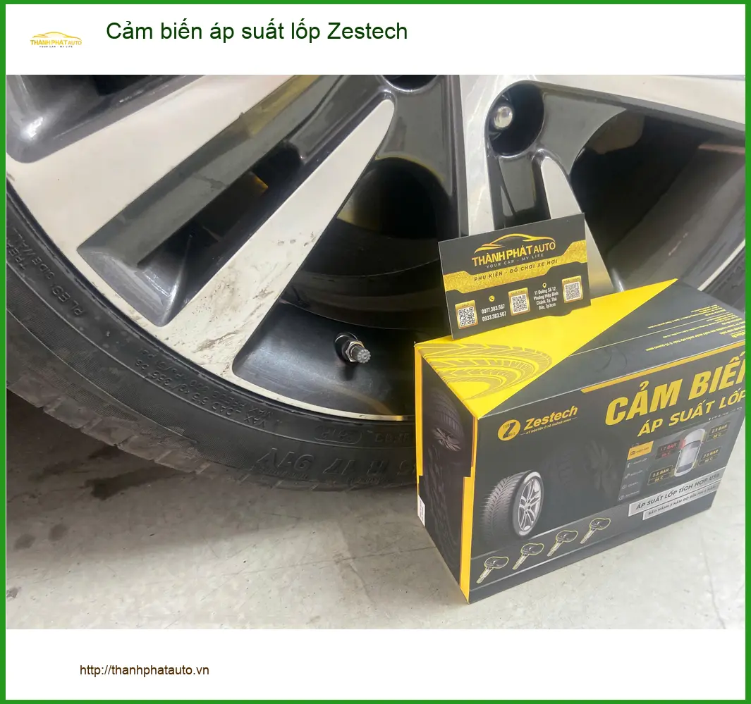 Anh Kiệt lắp cảm biến áp suất lốp Zestech cho Honda Civic tại Quận Tân Bình nhanh chóng