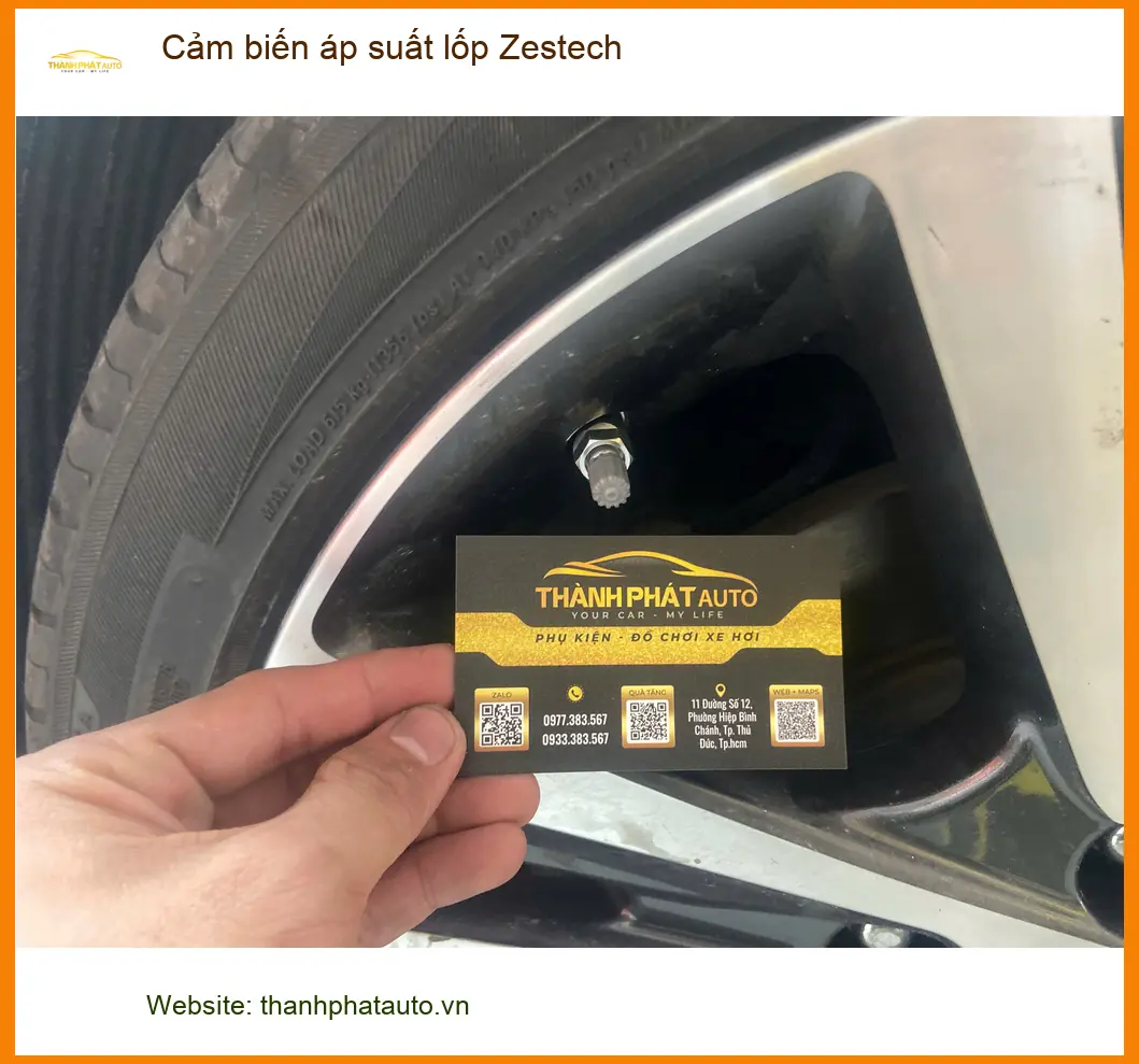 Chú Sơn lắp cảm biến áp suất lốp Zestech tại Quận 9 giá tốt, lắp nhanh ảnh thực tế 2
