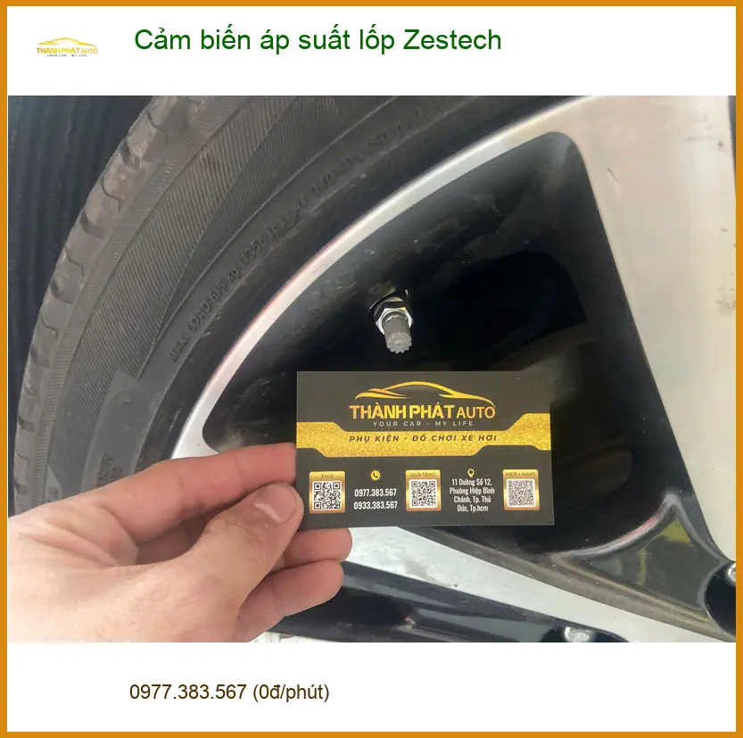 Anh Cường lắp cảm biến áp suất lốp Zestech cho Hyundai Elantra tại Thủ Đức ảnh thực tế 2