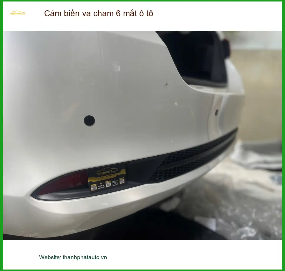 Anh Phát lắp cảm biến va chạm 6 mắt ô tô cho Mazda CX-5 tại Quận 9 dễ lùi đậu ảnh thực tế 3