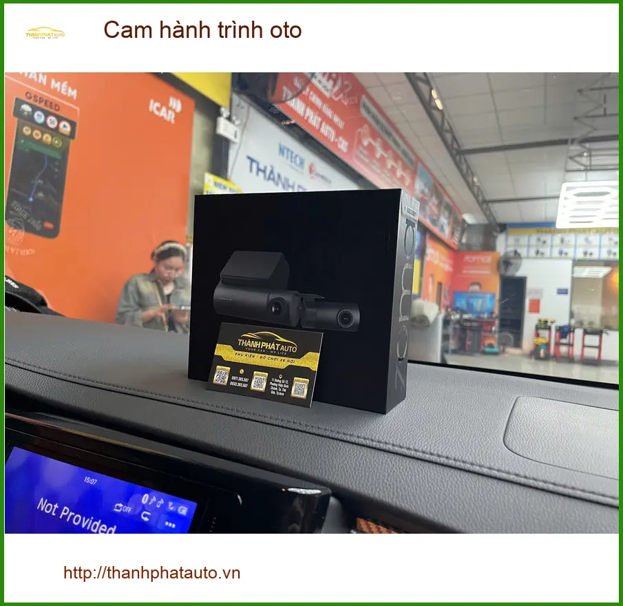 Anh Khang lắp cam hành trình oto cho Hyundai Santa Fe tại Quận 12 ảnh thực tế 3