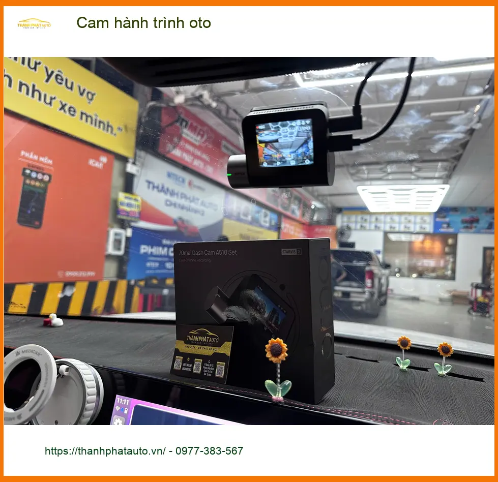 Chú Bách lắp cam hành trình ô tô cho Ford Everest tại Quận 2 ảnh thực tế 3