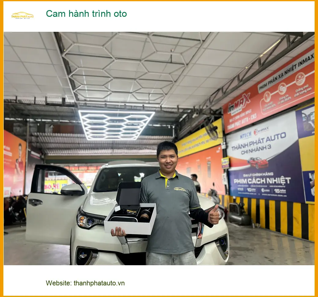 Anh Quang lắp cam hành trình oto cho Honda CRV tại Quận Bình Tân để ghi lại lộ trình ảnh thực tế 5
