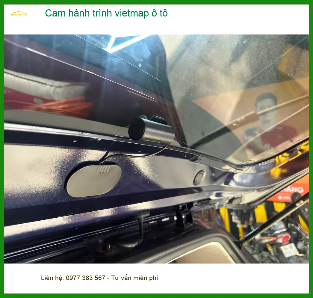 Chị Hạnh lắp cam hành trình Vietmap ô tô cho Toyota Camry Quận 6