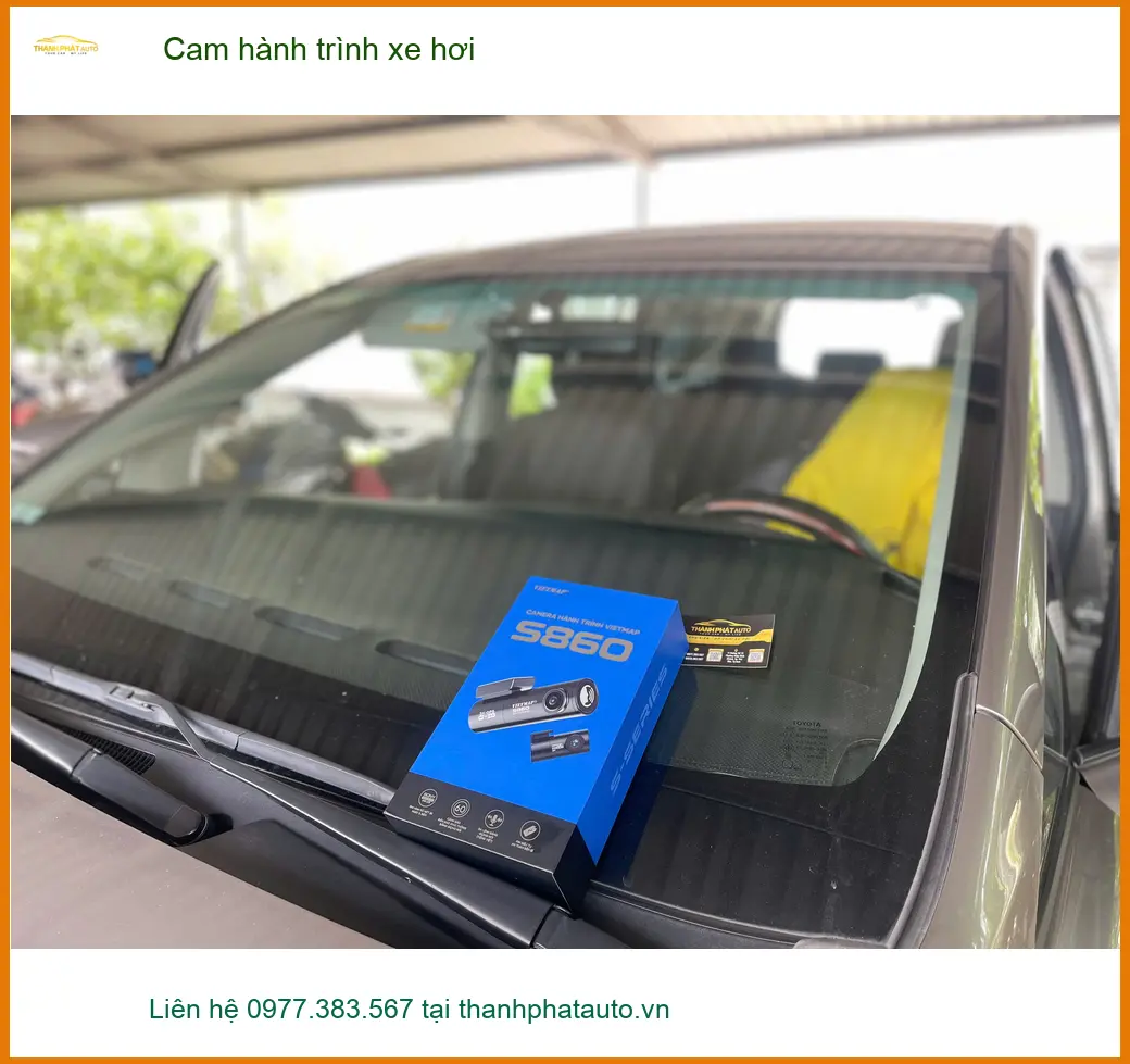 Anh Thọ lắp cam hành trình xe hơi cho Honda Civic ở Thủ Đức tránh va chạm ảnh thực tế 3