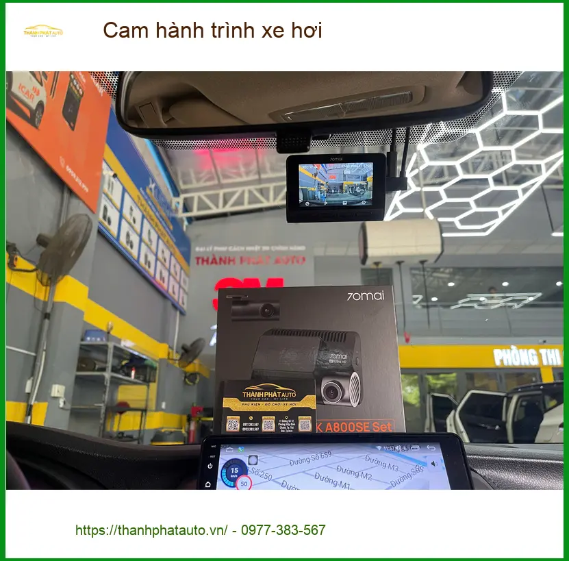 Anh Quốc An lắp cam hành trình Toyota Vios tại Hóc Môn để có bằng chứng.
