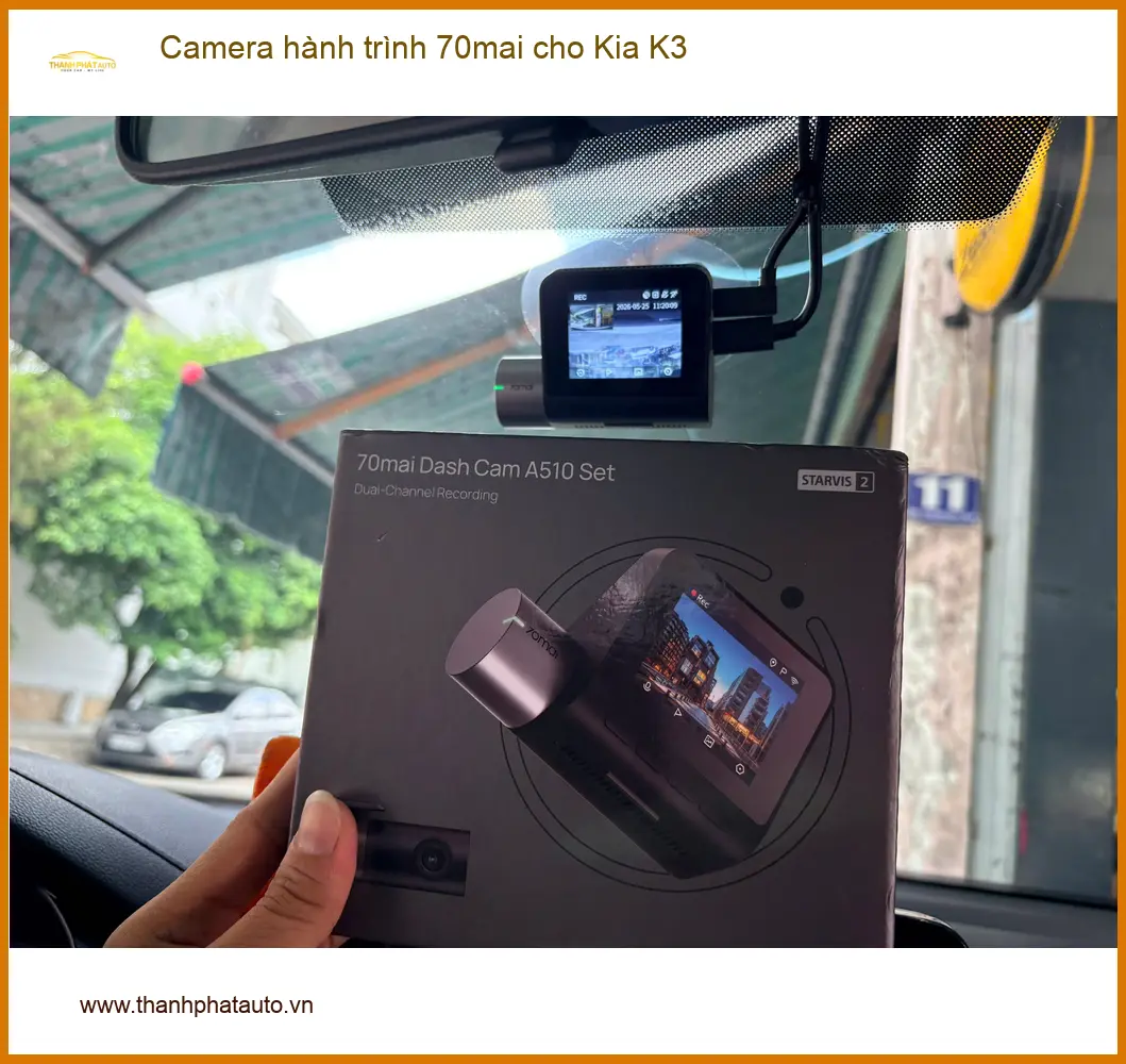 Anh Khôi lắp Camera hành trình 70mai cho Kia K3 tại Quận 1 vì hay đi công tác xa