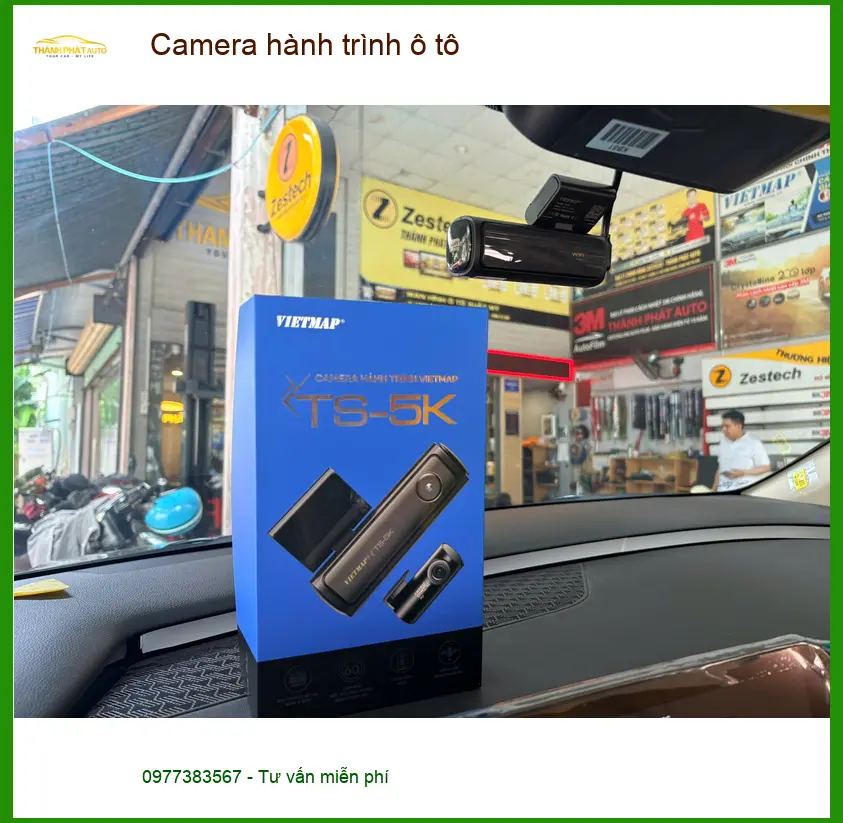 Bác Lâm lắp Camera hành trình ô tô Toyota Camry tại Quận 9 ảnh thực tế 5