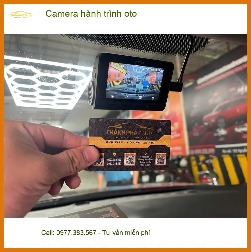 Chị Hương lắp camera hành trình oto cho Hyundai Kona ở Quận 2, an tâm lái xe
