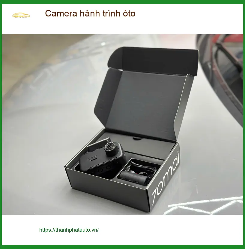Anh Hoàng Nam lắp Camera hành trình ôto cho Mazda CX-5 tại Bình Chánh để an tâm lái xe