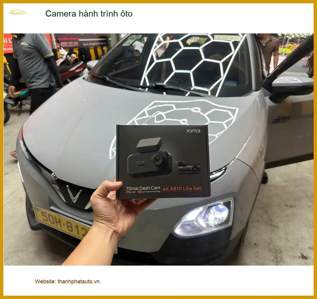 Anh Tùng lắp camera hành trình ô tô Mazda CX-5 tại Quận 3 an tâm di chuyển ảnh thực tế 4