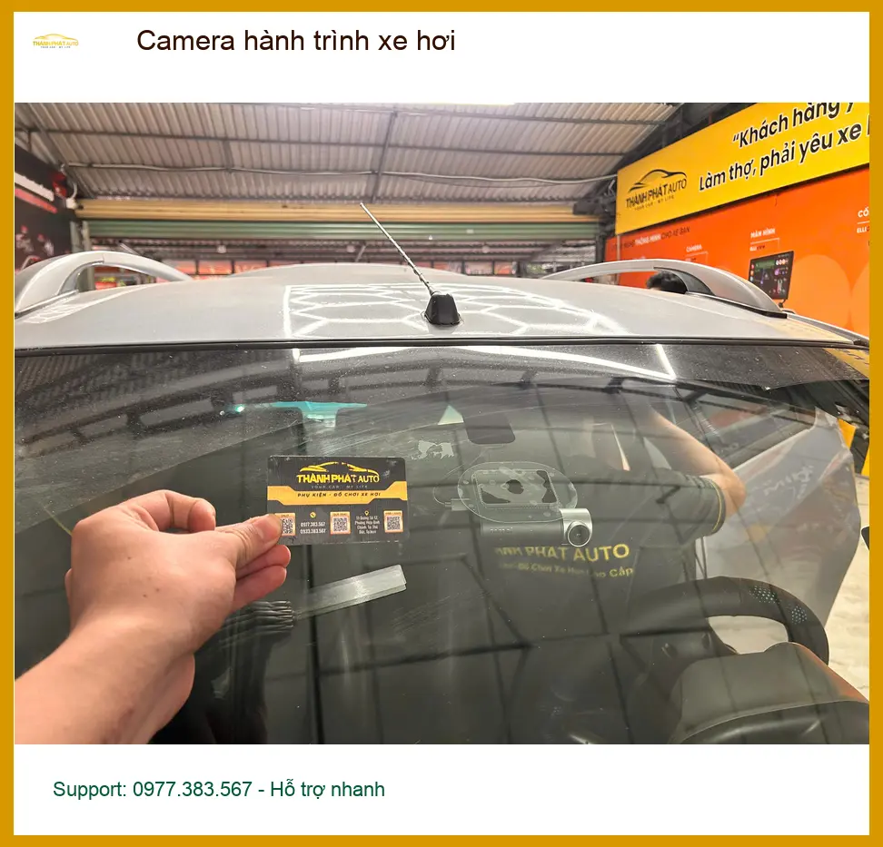 Anh Khải lắp camera hành trình xe hơi Hyundai Accent tại Quận Bình Tân ảnh thực tế 3
