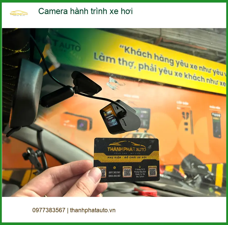 Anh Lâm lắp camera hành trình xe hơi cho Honda CRV tại Quận 9 để đảm bảo an toàn ảnh thực tế 2