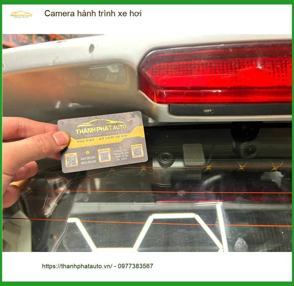 Anh Quân lắp Camera hành trình xe hơi Suzuki Swift tại Quận 2 để đảm bảo an toàn