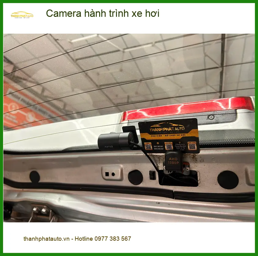 Anh Quân lắp Camera hành trình xe hơi Suzuki Swift tại Quận 2 để đảm bảo an toàn ảnh thực tế 3