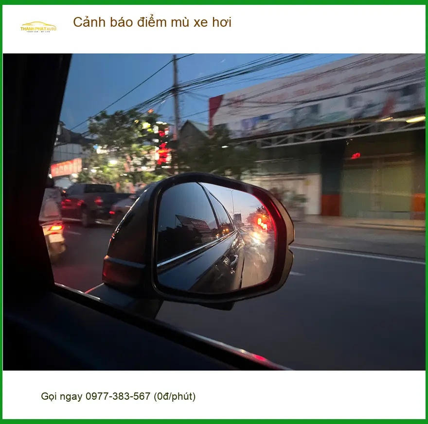 Anh Khải lắp cảnh báo điểm mù cho Hyundai Accent tại Quận 3, an toàn hơn.
