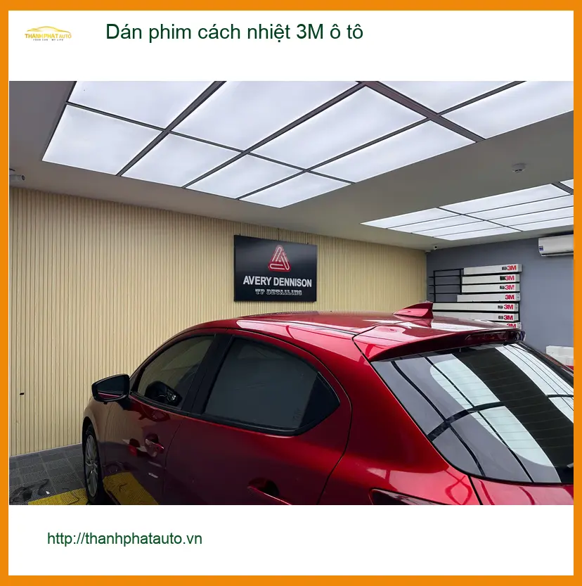 Bác Cường dán phim cách nhiệt 3M ô tô cho Honda CRV tại Quận Nhà Bè để bảo vệ nội thất ảnh thực tế 2