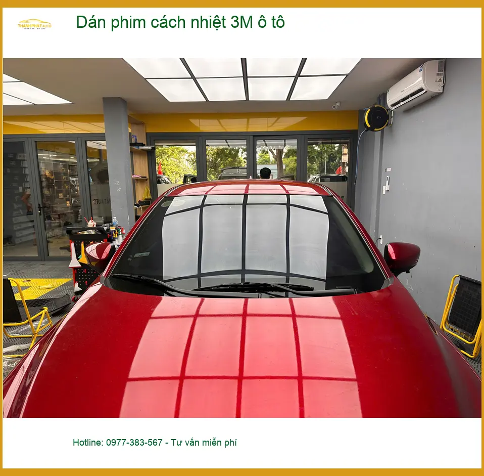 Bác Cường dán phim cách nhiệt 3M ô tô cho Honda CRV tại Quận Nhà Bè để bảo vệ nội thất ảnh thực tế 3