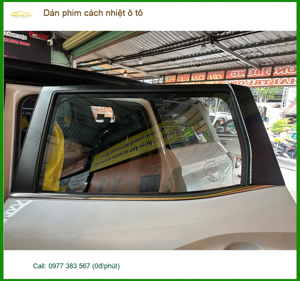 Cô Minh dán phim cách nhiệt ô tô Hyundai Accent Quận 4 chống nóng tối ưu ảnh thực tế 3