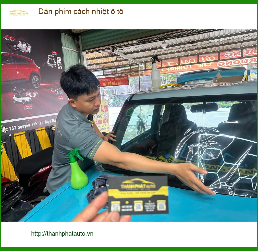 Anh Quang dán phim cách nhiệt ô tô cho Hyundai Santa Fe tại Quận Thủ Đức để chống nóng gay gắt ảnh thực tế 2