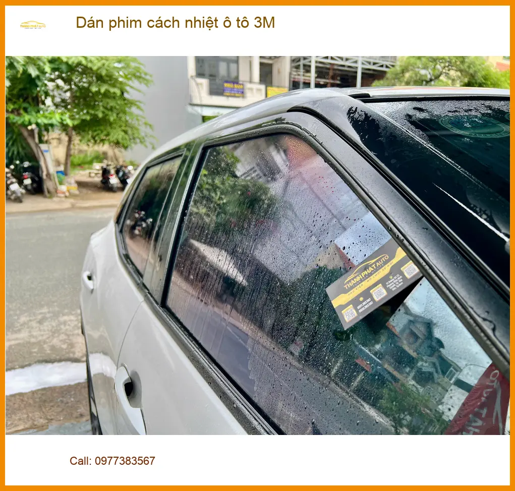 Anh Khải dán phim cách nhiệt ô tô 3M cho Honda CR-V tại Phú Nhuận ảnh thực tế 2