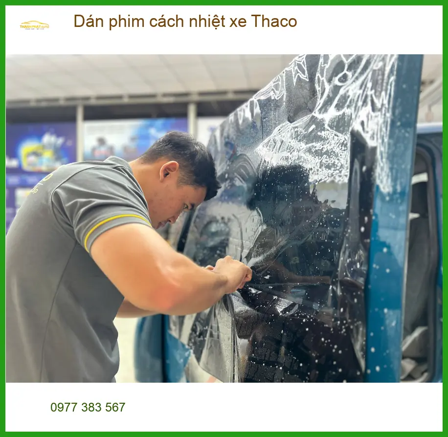 Địa chỉ Anh Khải dán phim cách nhiệt xe Thaco Solati tại Quận 2 trước mùa hè oi bức