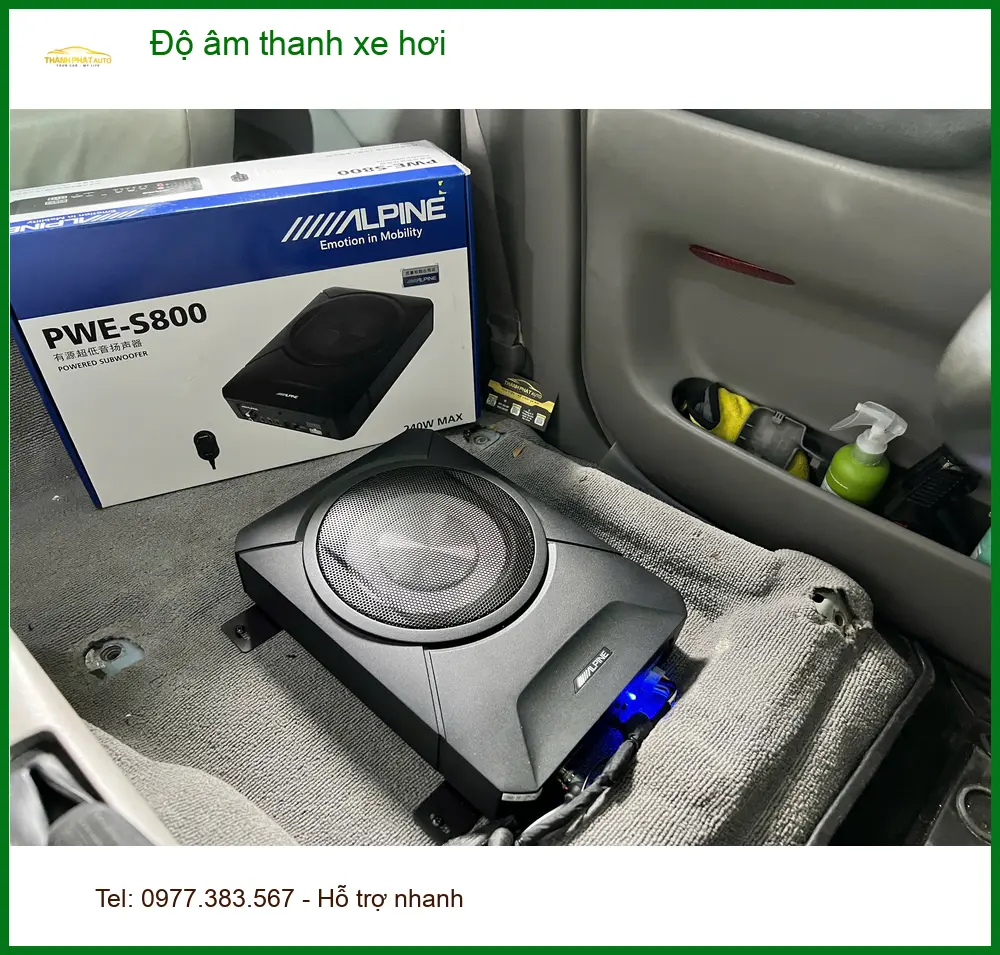 Anh Tuấn Anh độ âm thanh xe hơi Hyundai Santa Fe ở Quận 12